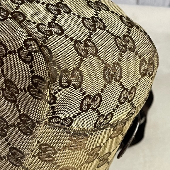 GUCCI canvass messenger bag - Picture 6 of 16